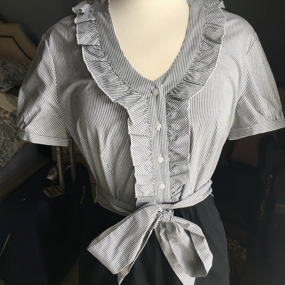 The Limited Dress T-Shirt Top Dress with Pockets!